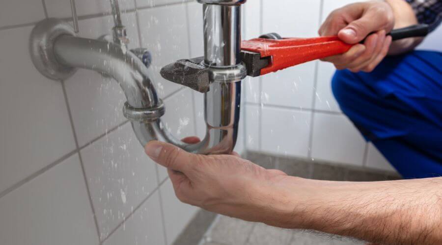 Local tankless water heater installation in Daleville, IN